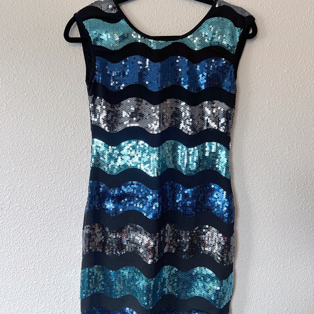 Lovely Day Sequined Blue & Silver backless Mini Dress | Size S
